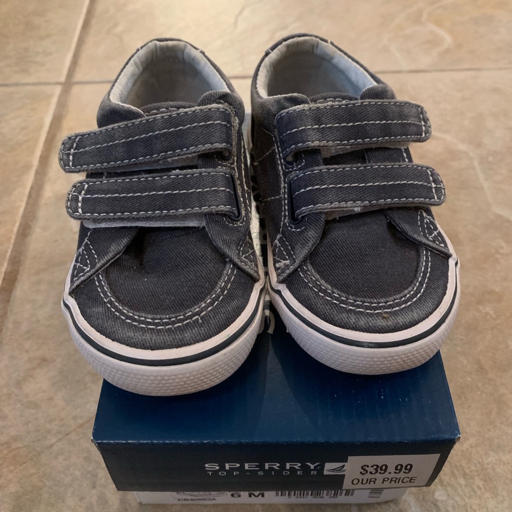 Little boy Sperrys